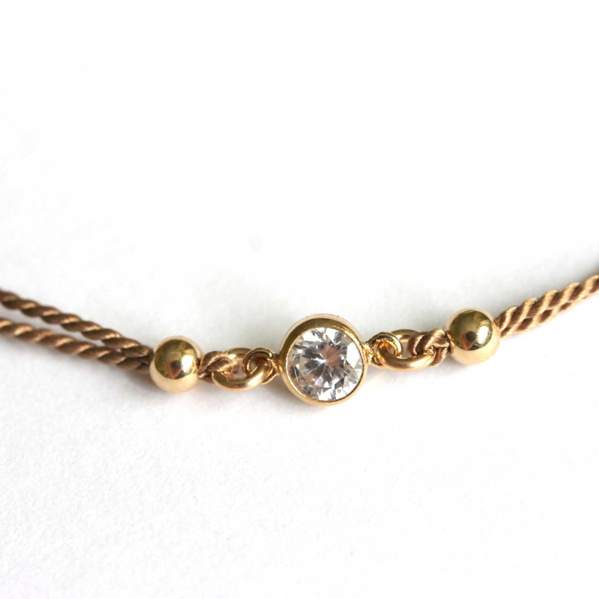 Weißes Zirkonia Armband aus Seide